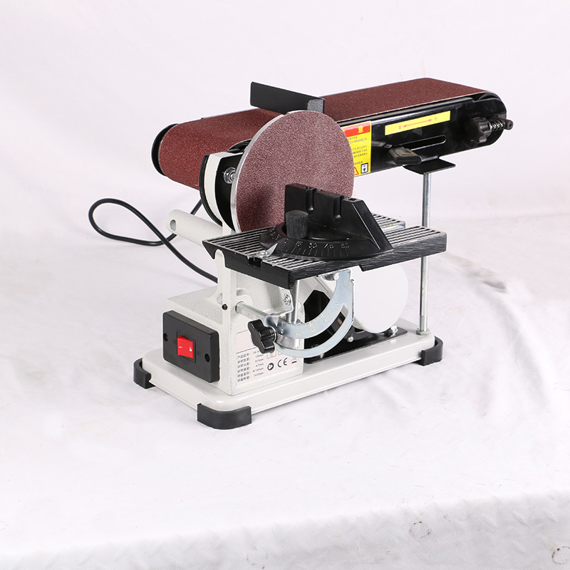Petite ponceuse à bois polie,  - Woodworking Edge avis et prix