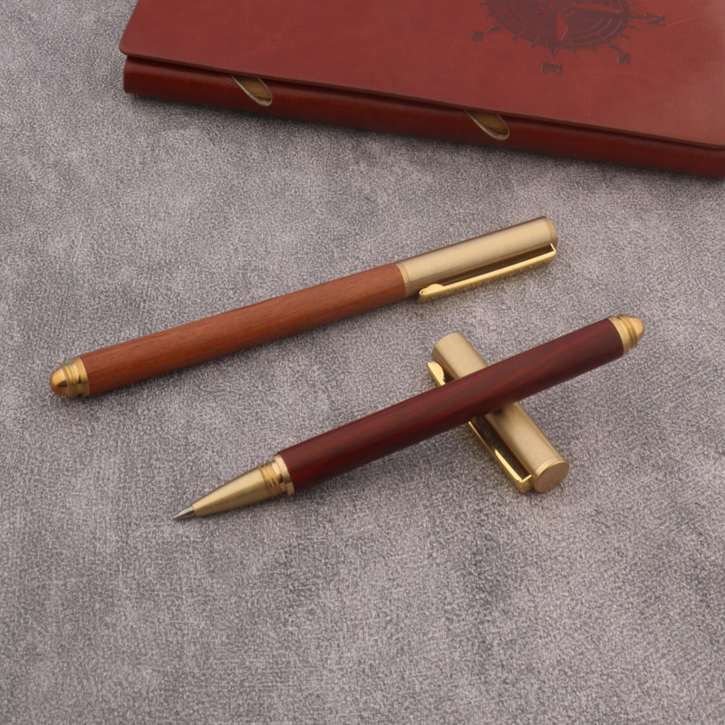 Stylo à bille roulante en lait - Woodworking School avis et prix